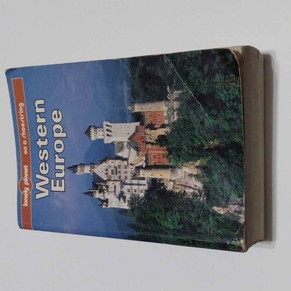 3/$15 Lonely Planet Western Europe Shoestring Guide 1st Edition Paperback 1993